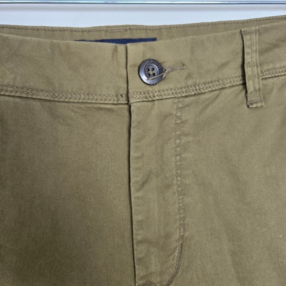 Aeropostale Olive Green Stretch Chino Shorts Women's Size 32 Casual Everyday - Picture 3 of 10